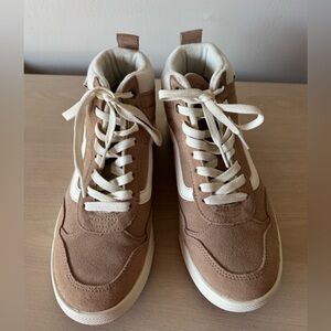 Vans Women’s Tan and White High Top Sneakers / Size 9 (New never worn - no box)